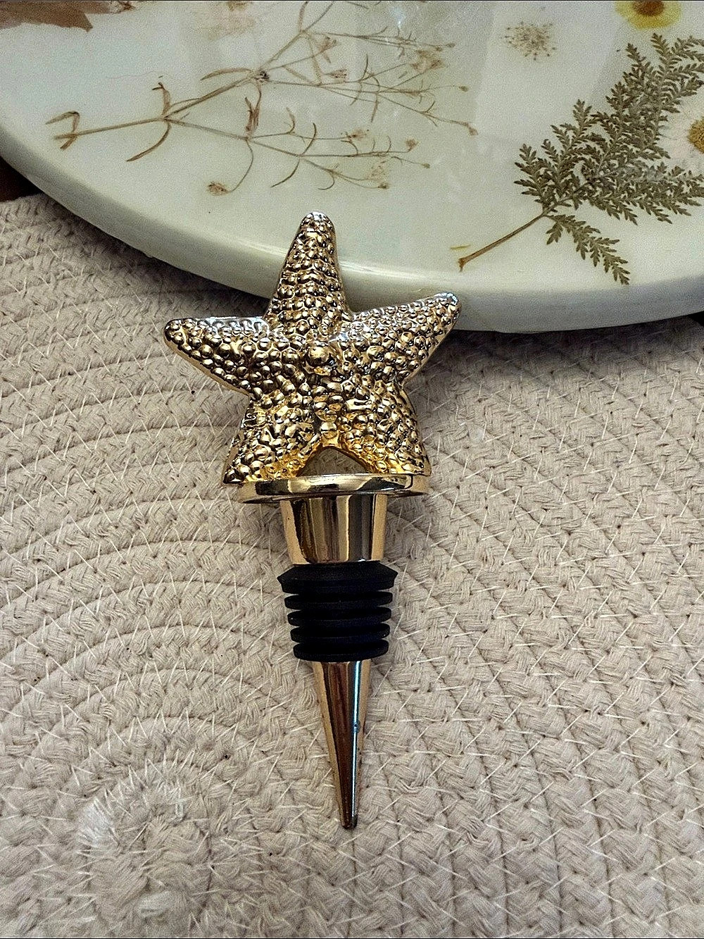 Gold Starfish Bottle Stopper Like New